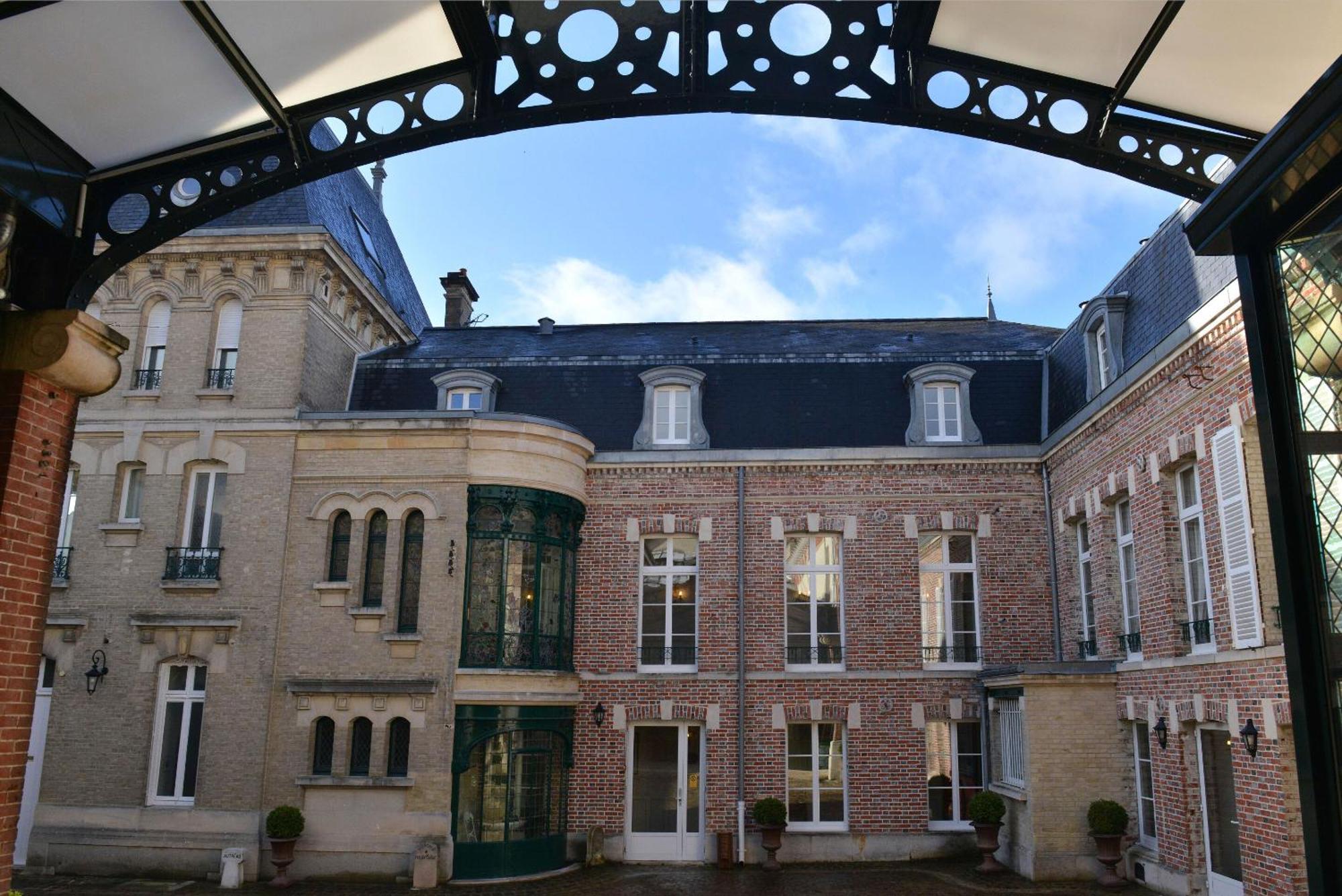 Hotel Castel Jeanson Ay-Champagne Exteriér fotografie