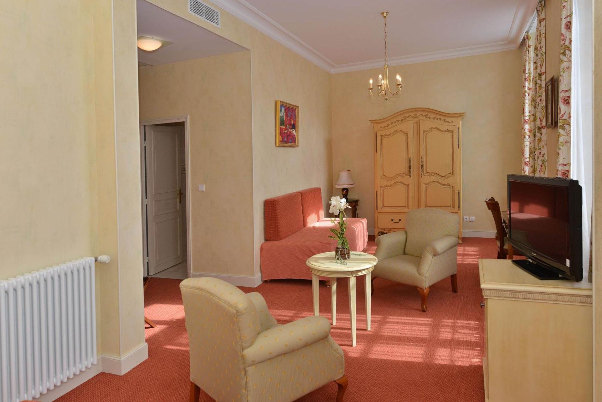 Hotel Castel Jeanson Ay-Champagne Pokoj fotografie